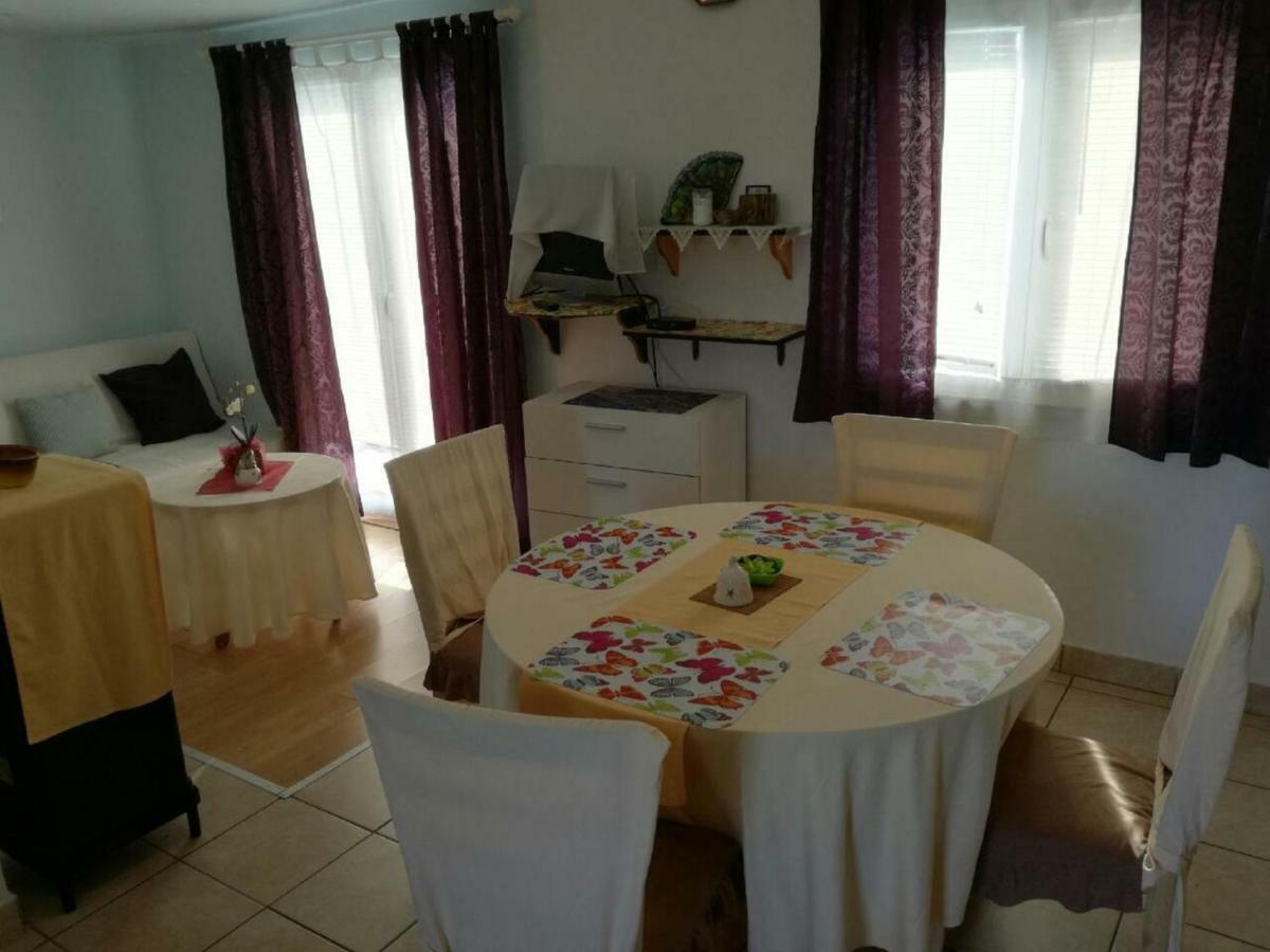 Apartments Mira Jadrtovac Eksteriør billede